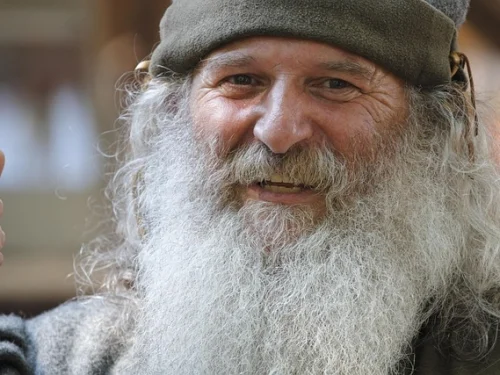 Doğum Haritası Yorumlama: Güneş Sekizinci Evde (8. Ev) Ne Anlama Gelir?