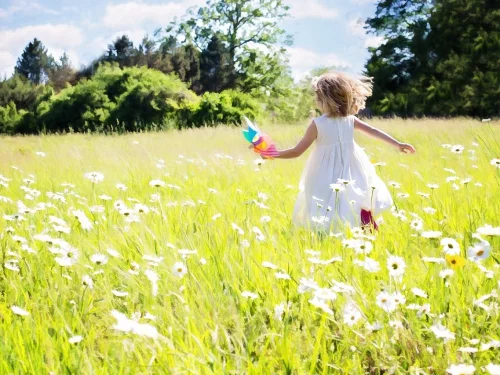 Lilith Burcu: Doğum Haritasında Gizli Tutkuların ve Özgürlüğün Simgesi