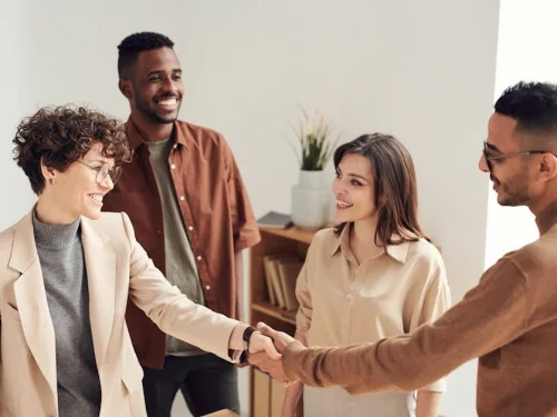 Şifanın ve Yaraların Anahtarı: Chiron Burcu Hesaplama ve Yorumlama